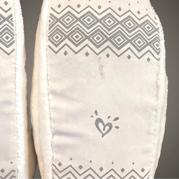 Justice Unicorn Bootie Slippers - Picture 9 of 11